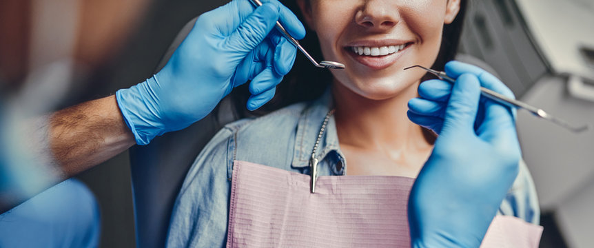 Cosmetic Dentist in Agoura Hills: What to Look for in Top-Quality Care