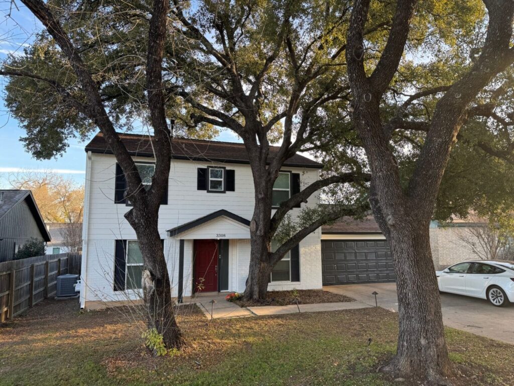 siding contractor in Austin, TX

